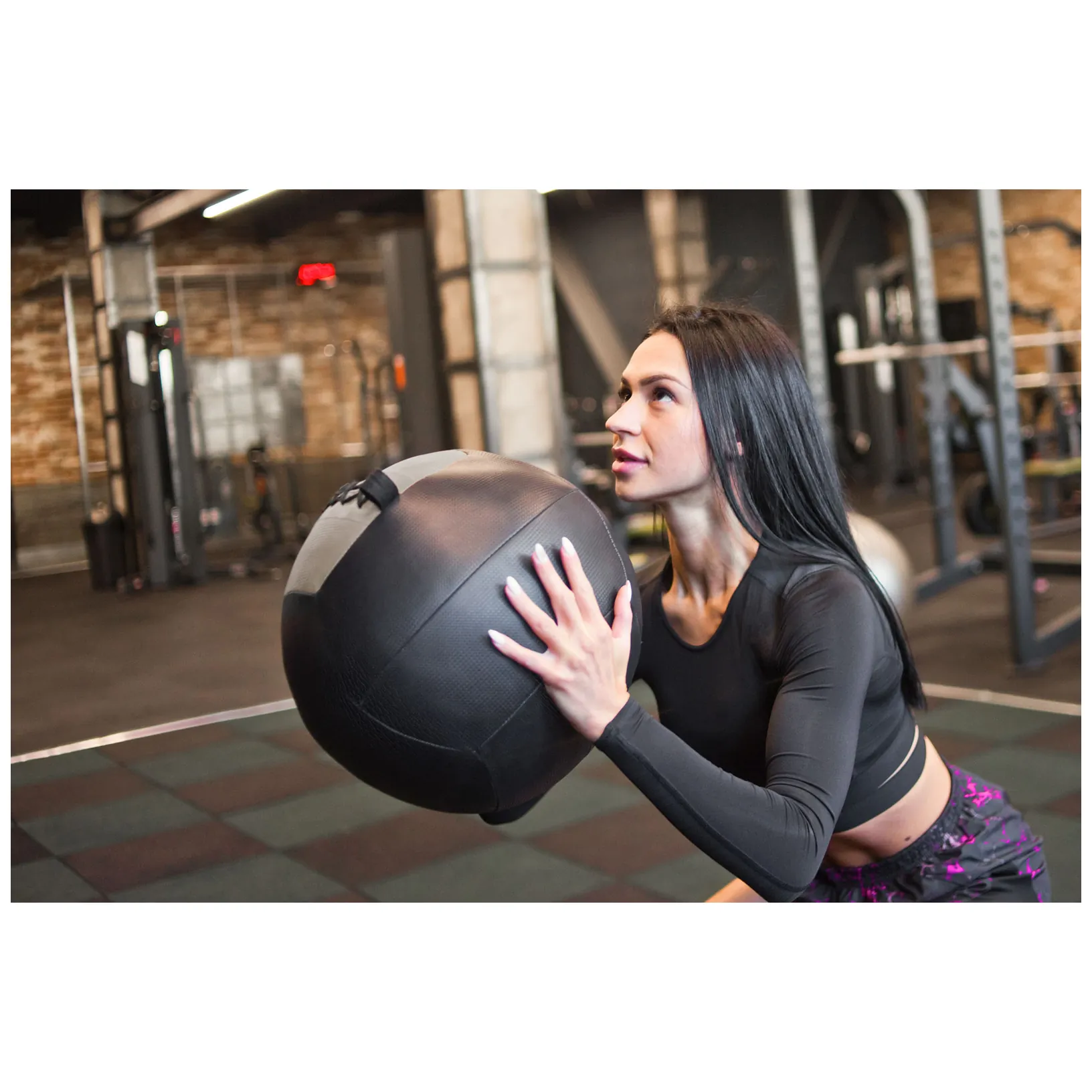 Piłka lekarska do ćwiczeń 5 kg REBEL ACTIVE - obrazek 8