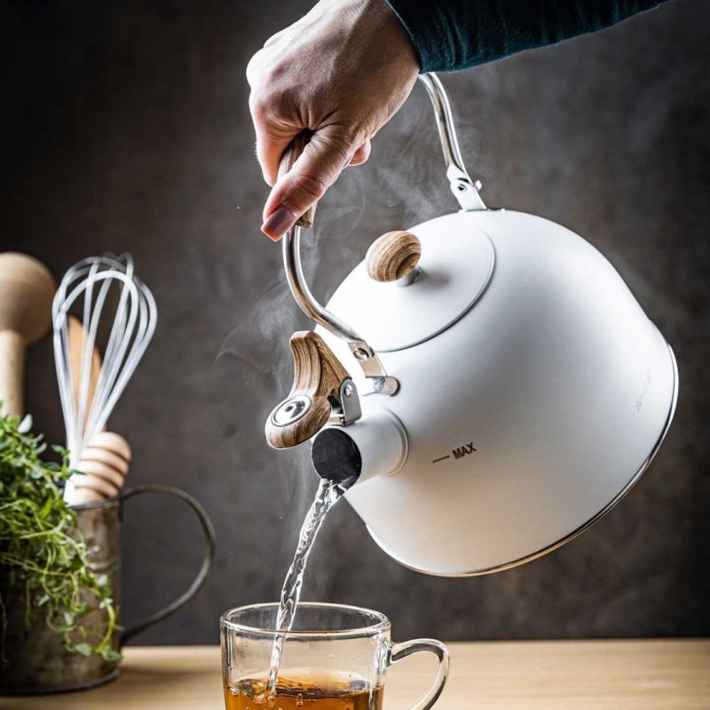 CZAJNIK 2,5L Z GWIZDKIEM KINGHOFF KH-1860 BIAŁY - obrazek 2