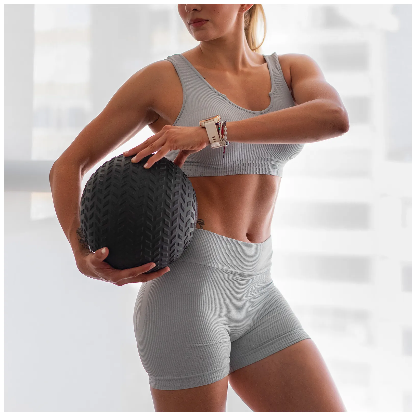 Mała piłka lekarska do ćwiczeń rehabilitacyjna Slam Ball 23cm 15kg, REBEL ACTIVE - obrazek 7