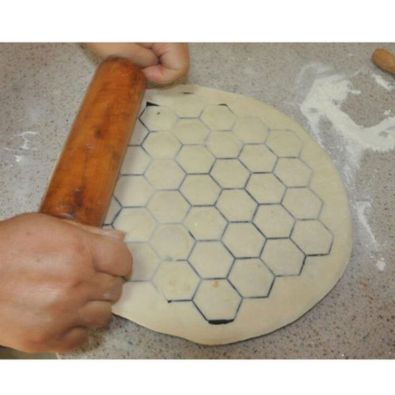 FORMA WYKRAWACZ DO PIEROGÓW USZEK PIELMIENI E-8146 - obrazek 3